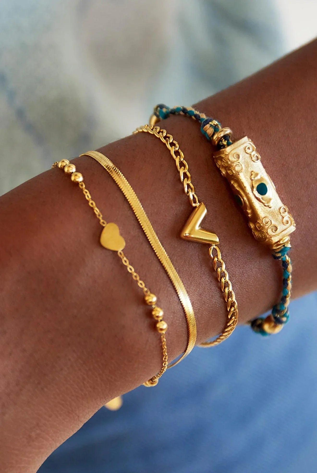 Gold V Charm Chain Bracelet – Minimalist Everyday Luxury - F Jewellery Shop