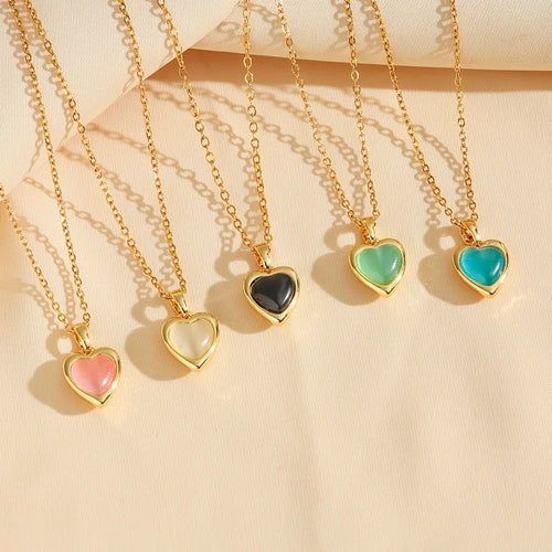 Black Heart Pendant Necklace